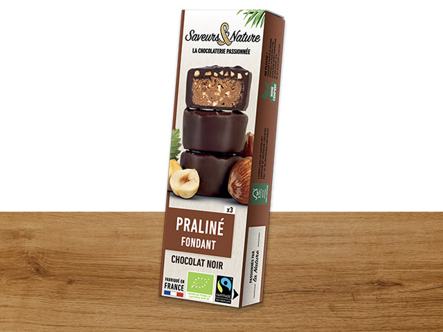 Saveurs et Nature Bouchées Praliné Noisette Enrobées de Chocolat Noir à 70% de Cacao, 45G